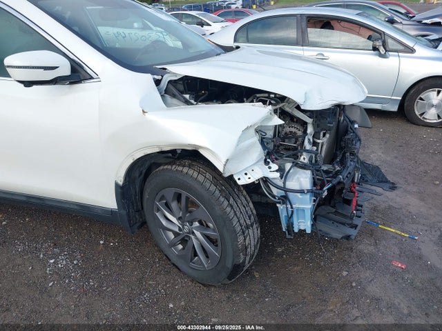 5N1AT2MT1GC858416 Nissan 2016