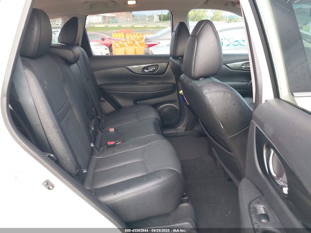5N1AT2MT1GC858416 Nissan 2016