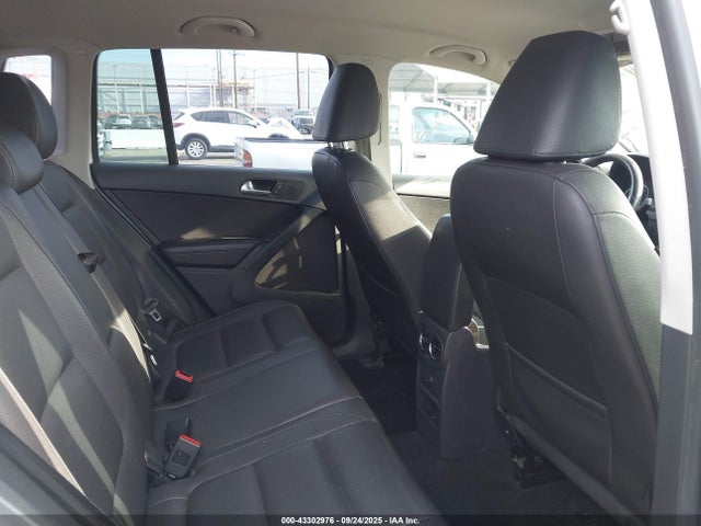 WVGAV7AX0GW545659 Volkswagen 2.0t