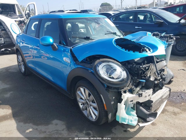 2019 MINI HARDTOP WMWXU3C5XK2H86571