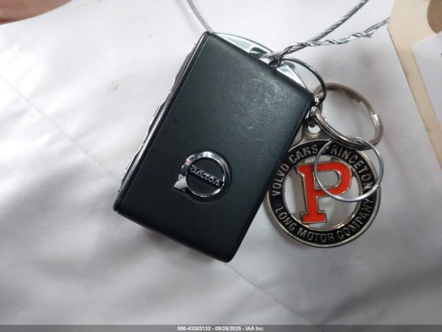 2024 VOLVO XC40 YV4L12UE7R2263953 Photo 10