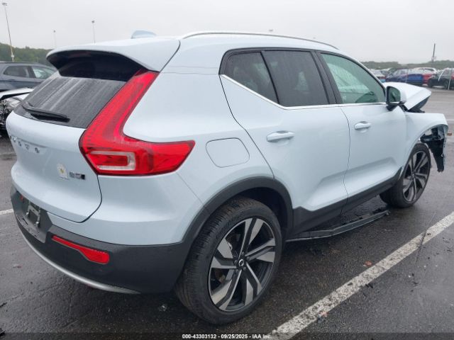2024 VOLVO XC40 YV4L12UE7R2263953 Photo 3