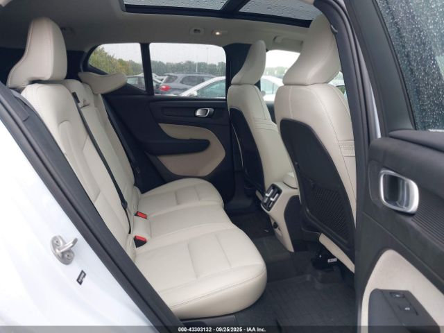 2024 VOLVO XC40 YV4L12UE7R2263953 Photo 7