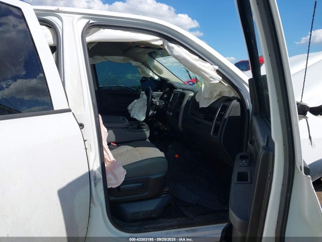 Aukcja sprzedaży 2018 Ram 2500 Tradesman  4x4 6'4 Box, vin: 3C6UR5CL5JG184625, numer aukcji: 43303195