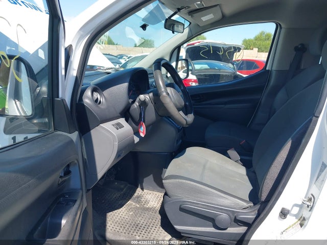 Chevrolet 2015 2015 3N63M0YN5FK692918 Image 5