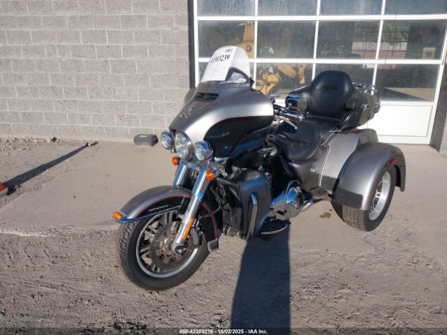 2016 HARLEY-DAVIDSON FLHTCUTG 1HD1MAL11GB855807 Photo 1