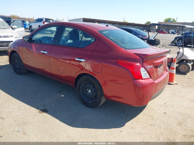 3N1CN7AP8JK443142 Nissan 2018