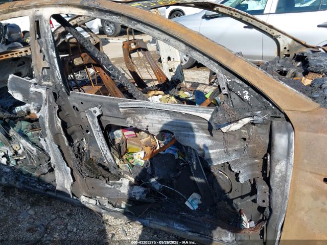 2021 TESLA MODEL 3 5YJ3E1EAXMF976316 Photo 4