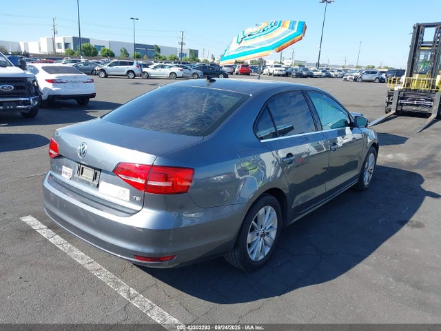 3VWD17AJ0FM259668 Volkswagen 1.8t