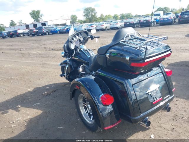 2022 HARLEY-DAVIDSON FLHTCUTG 1HD1MAF15NB852580 Photo 2