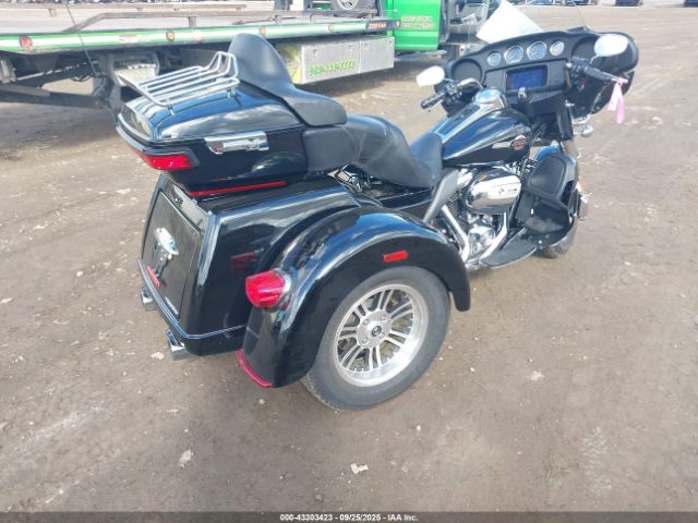 2022 HARLEY-DAVIDSON FLHTCUTG 1HD1MAF15NB852580 Photo 3