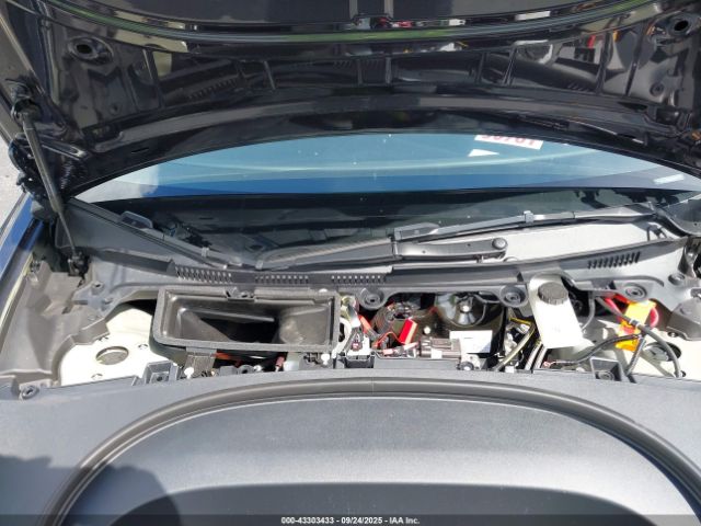 2025 TESLA MODEL 3 5YJ3E1EAXSF993470 Photo 9