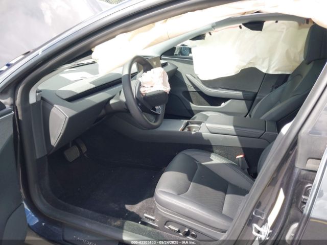 2025 TESLA MODEL 3 5YJ3E1EAXSF993470 Photo 4
