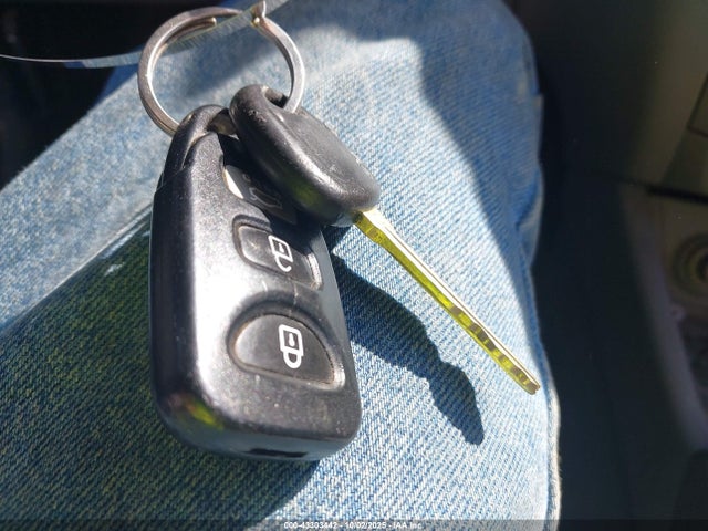 Продажа на аукционе авто 2009 Hyundai Elantra Gls, vin: KMHDU46DX9U704540, номер лота: 43303442