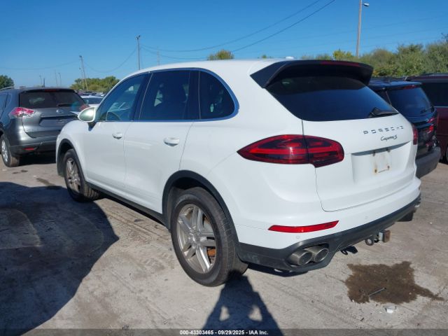 2015 PORSCHE CAYENNE WP1AB2A22FLA56943 Photo 2