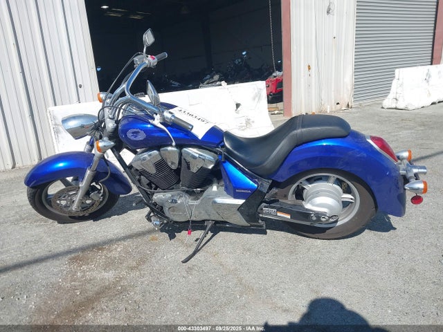 JH2SC6610FK500005 Honda Sc61e-5000001