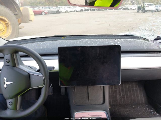 2022 TESLA MODEL 3 5YJ3E1EAXNF349567 Photo 6