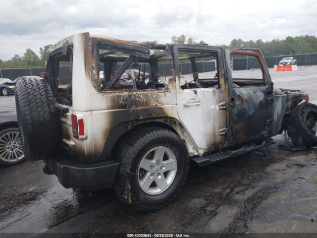 2018 JEEP WRANGLER JK UNLIMITED 1C4BJWDG2JL835372 Photo 3