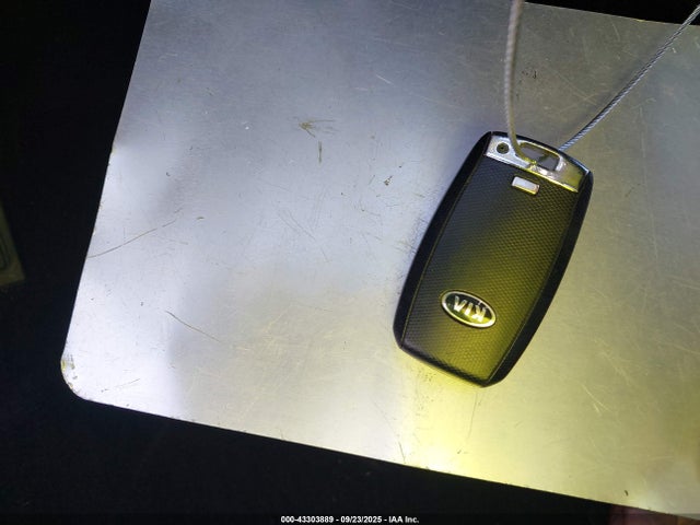 KIA 2017 2017 KNAGT4LEXH5016741 Image 11