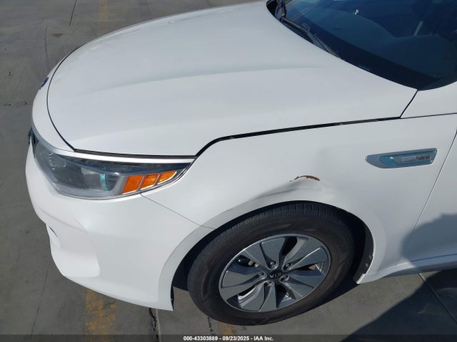 KIA 2017 2017 KNAGT4LEXH5016741 Image 6