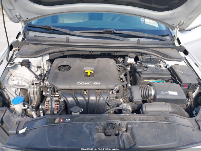 5NPD84LF6HH193576 Hyundai 2017