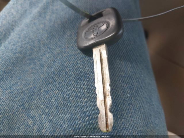 2004 TOYOTA COROLLA JTDBR32E542027200 Photo 10