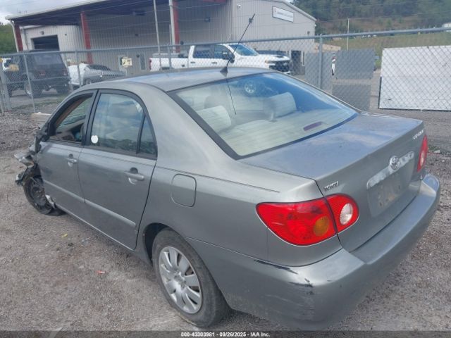 2004 TOYOTA COROLLA JTDBR32E542027200 Photo 2