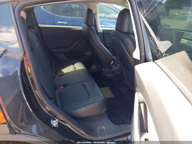 2021 TESLA MODEL Y 5YJYGDEF7MF197324 Photo 7