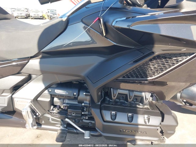2021 HONDA GL1800 JH2SC7954MK300648 Photo 7