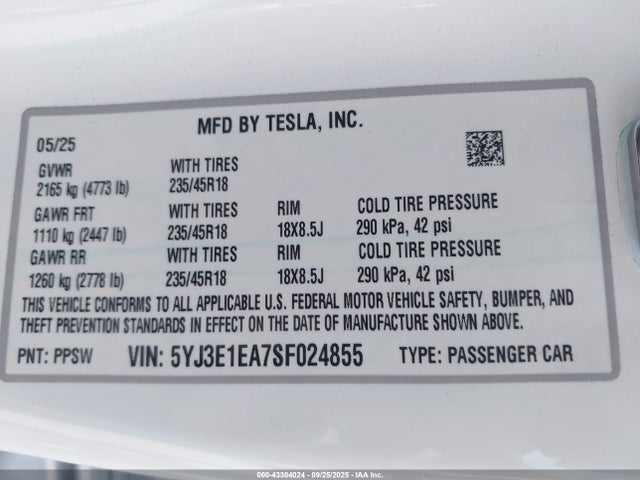 2025 TESLA MODEL 3 5YJ3E1EA7SF024855 Photo 8