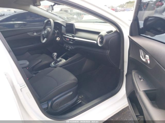 2020 KIA FORTE 3KPF24AD9LE233870 Photo 4