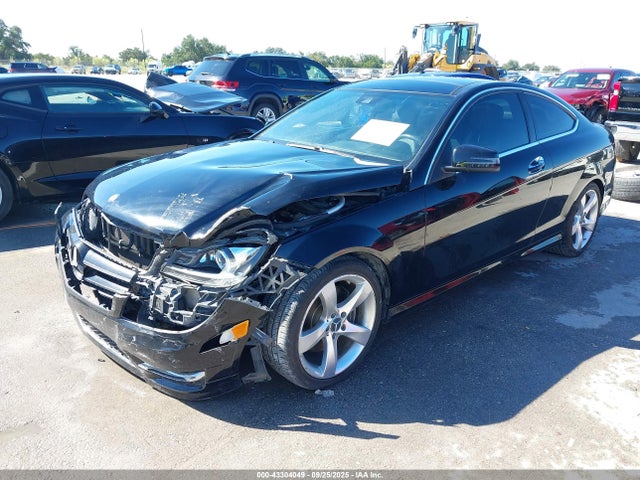 2015 Mercedes-benz C 350 Sport მანქანა იყიდება აუქციონზე, vin: WDDGJ5HBXFG422362, აუქციონის ნომერი: 43304049