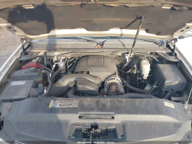 2010 CADILLAC ESCALADE ESV 1GYUKJEF3AR114967 Photo 9