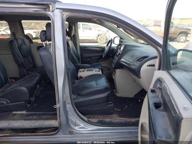 2C4RC1BG8FR595368 Chrysler 2015