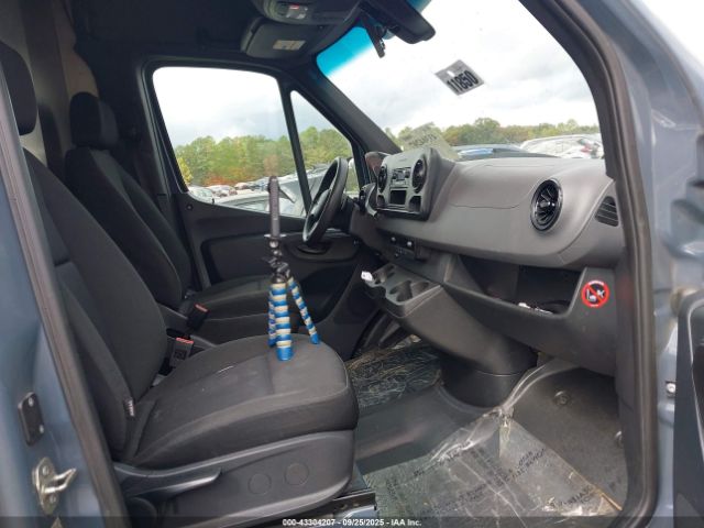 2019 MERCEDES-BENZ SPRINTER 2500 WD4PF1CD7KP113414 Photo 4