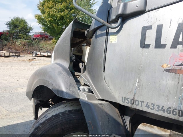 2007 Freightliner Columbia 112 მანქანა იყიდება აუქციონზე, vin: Ncs108668, აუქციონის ნომერი: 43304212
