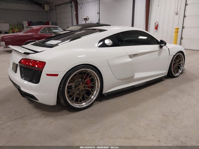 2018 AUDI R8 WUABAAFX1J7901910 Photo 3