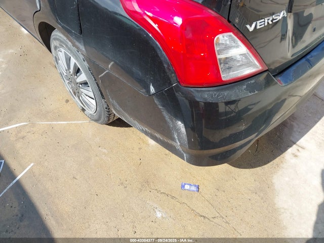 3N1CN7APXGL915313 Nissan 2016