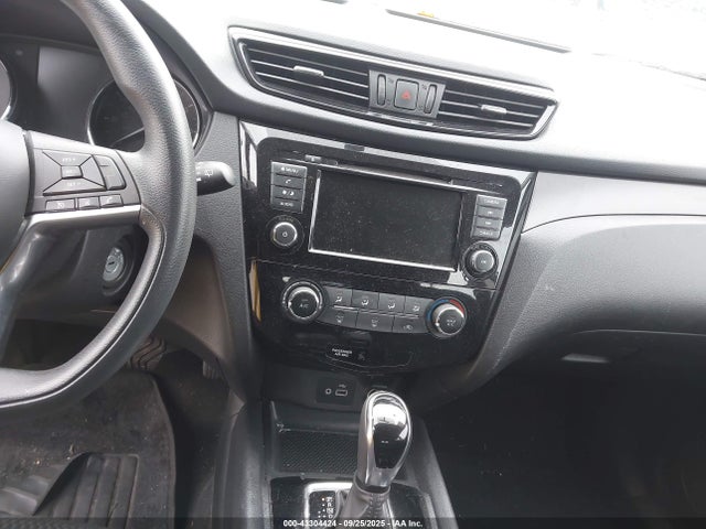 JN1BJ1CR7KW349603 Nissan 2019