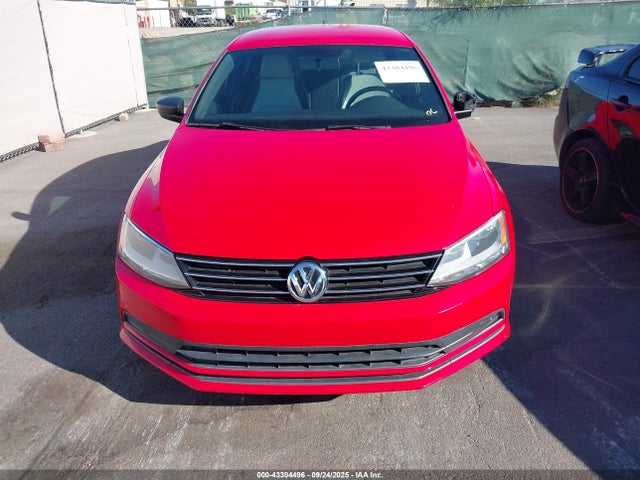 3VWD17AJ5GM239840 Volkswagen 1.8t