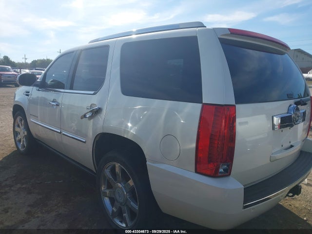 2008 CADILLAC ESCALADE 1GYFK638X8R154323 Photo 2