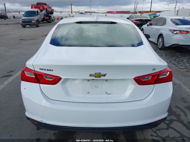 Продаж на аукціоні авто 2018 Chevrolet Malibu Lt, vin: 1G1ZD5ST4JF129060, номер лоту: 43304701