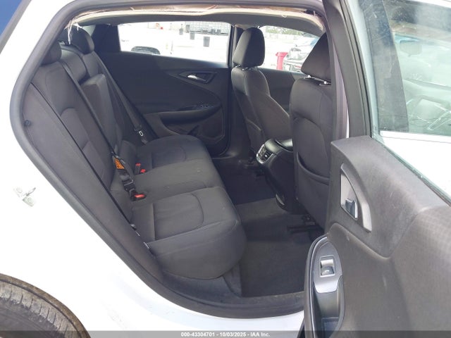Auction sale of the 2018 Chevrolet Malibu Lt, vin: 1G1ZD5ST4JF129060, lot number: 43304701