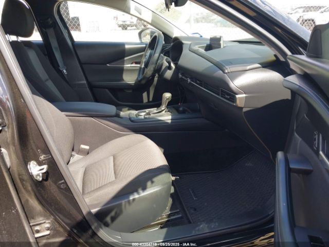 2024 MAZDA CX-30 3MVDMBAM8RM607825 Photo 4