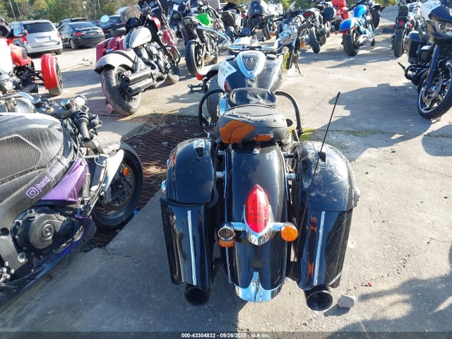 2018 INDIAN MOTORCYCLE CO. CHIEFTAIN 56KTFAAA1J3361420 Photo 5