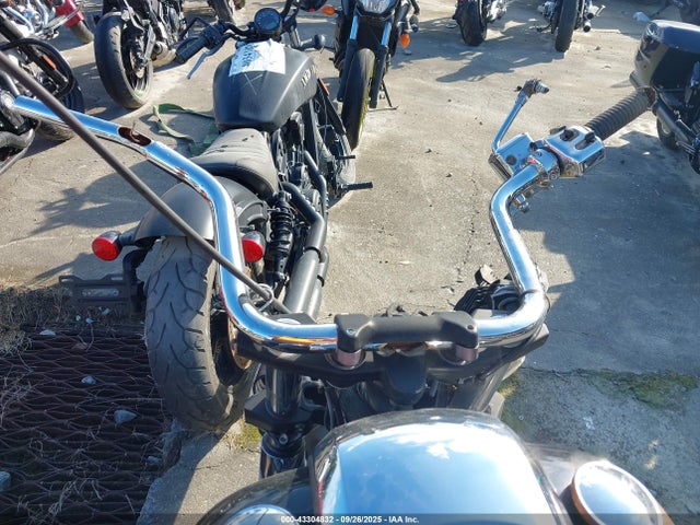 2018 INDIAN MOTORCYCLE CO. CHIEFTAIN 56KTFAAA1J3361420 Photo 6