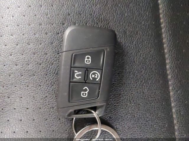 2022 VOLKSWAGEN ATLAS CROSS SPORT 1V2KE2CA9NC213155 Photo 10