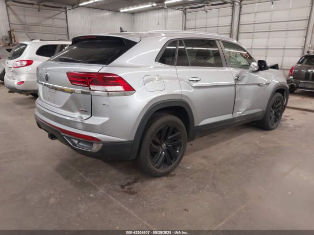 2022 VOLKSWAGEN ATLAS CROSS SPORT 1V2KE2CA9NC213155 Photo 3