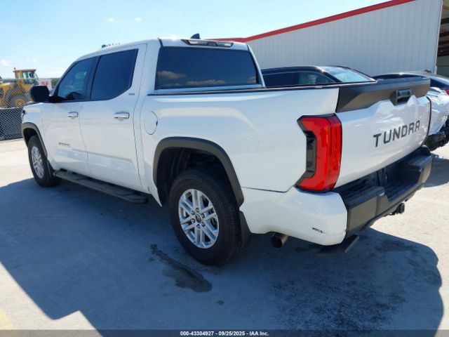 2024 TOYOTA TUNDRA 5TFLA5AB0RX039618 Photo 2