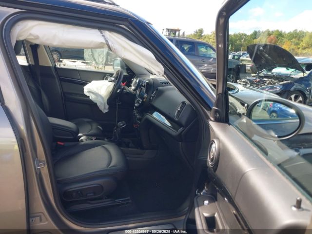 2019 MINI COUNTRYMAN WMZYV5C55K3F58665 Photo 4